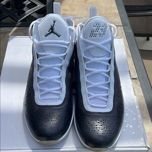 DS Men’s Air Jordan 2011 size 13